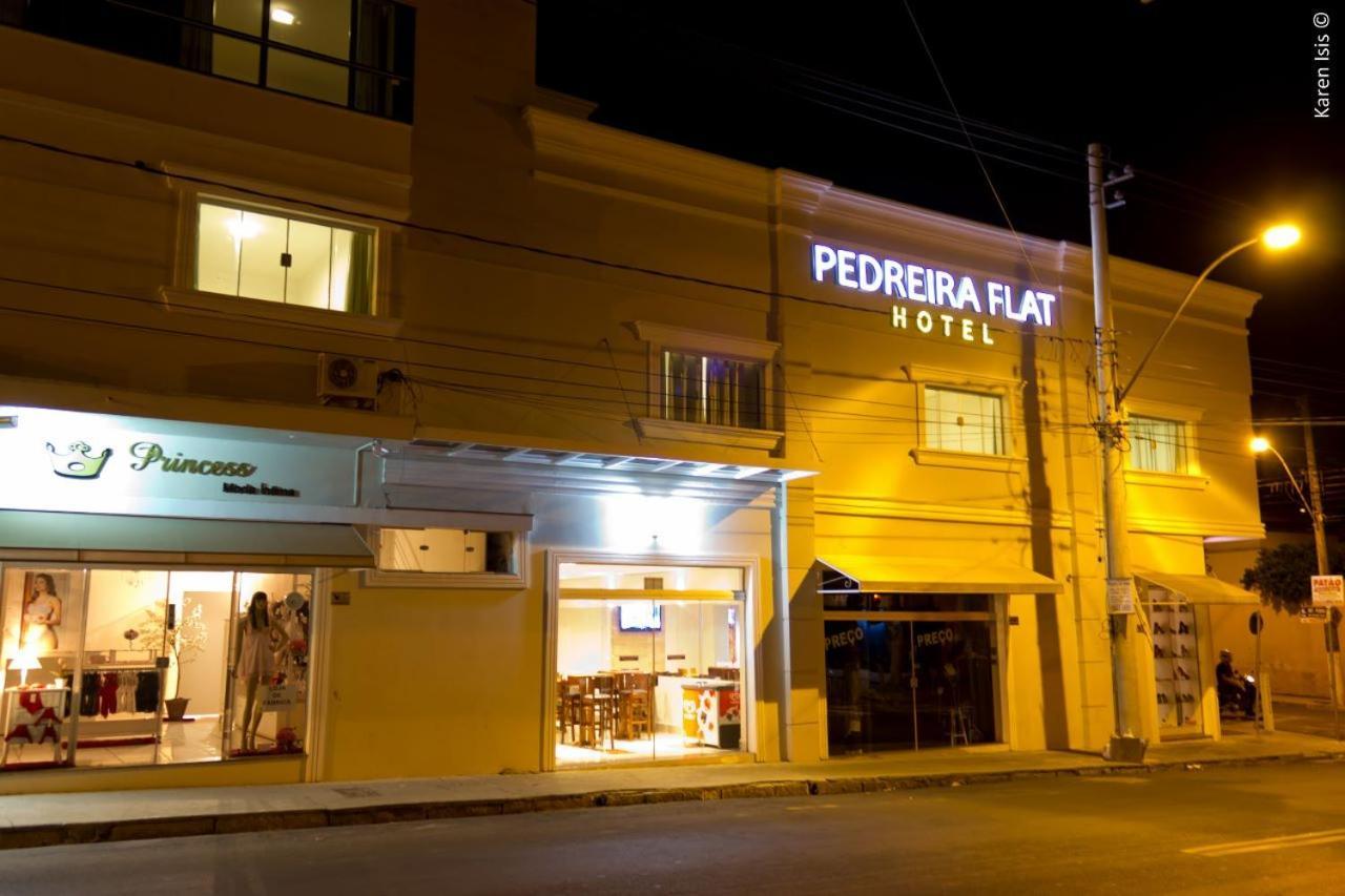 Pedreira Flat Hotel エクステリア 写真